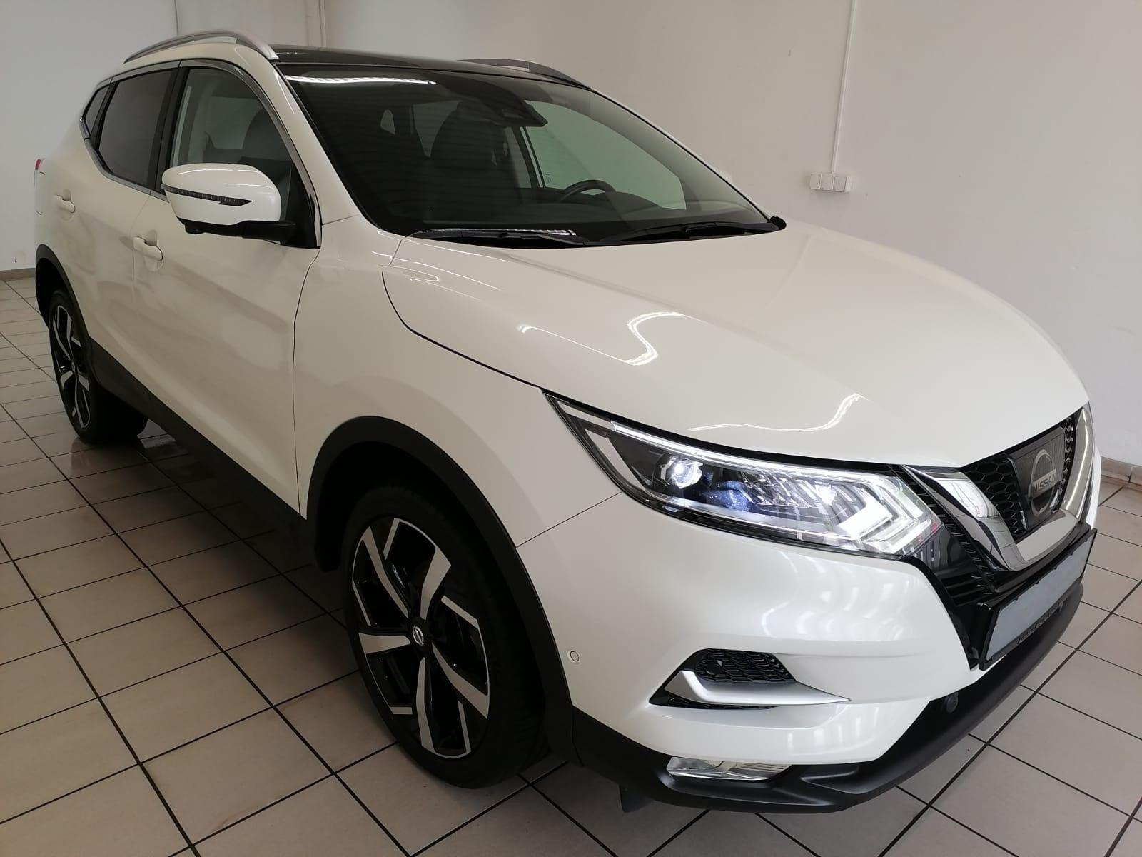 Nissan Qashqai 1.2 DIG-T Acenta LED Navi Leder Panorama