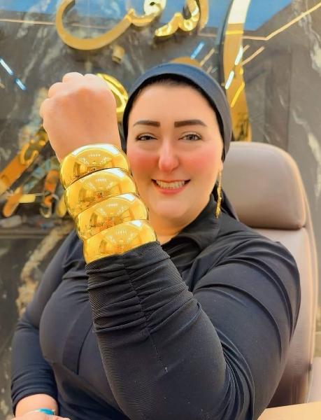 Luxury Gold Jewelry Set – Watch, Chain, Bracelet & Bangle