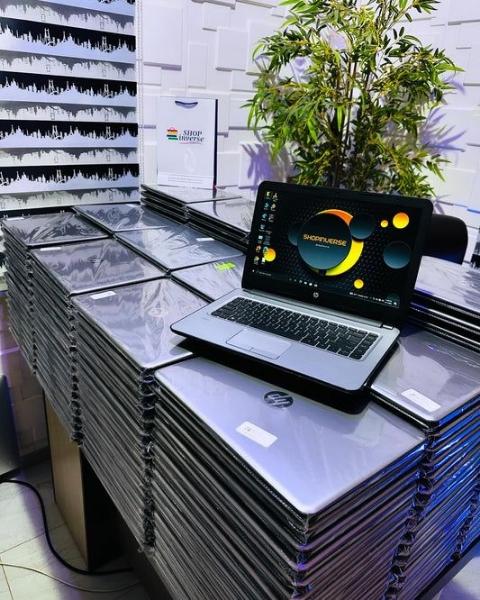 Computer seller 