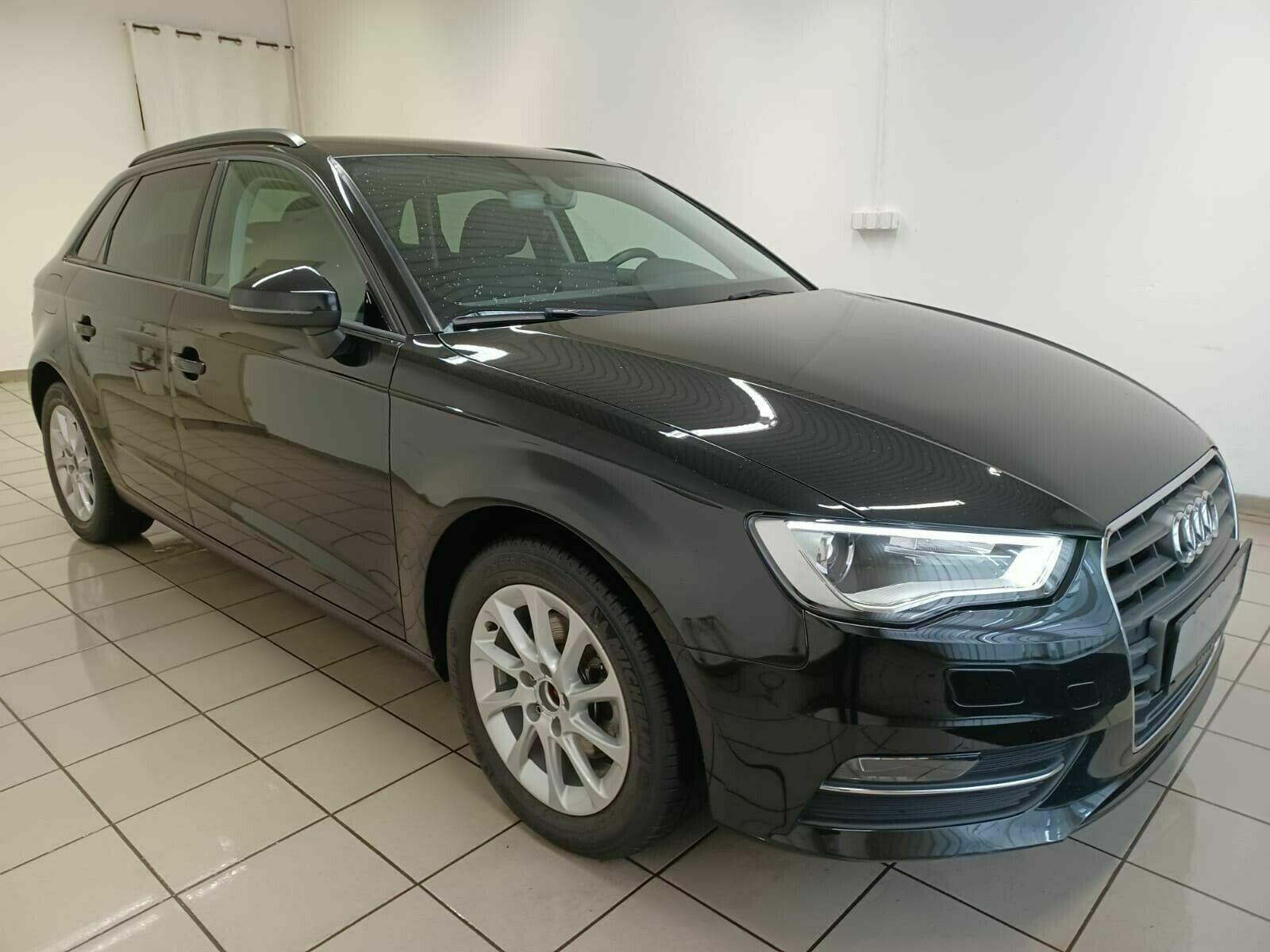 Audi A3 Sportback 1.6 TDI Attraction Xenon Telefon